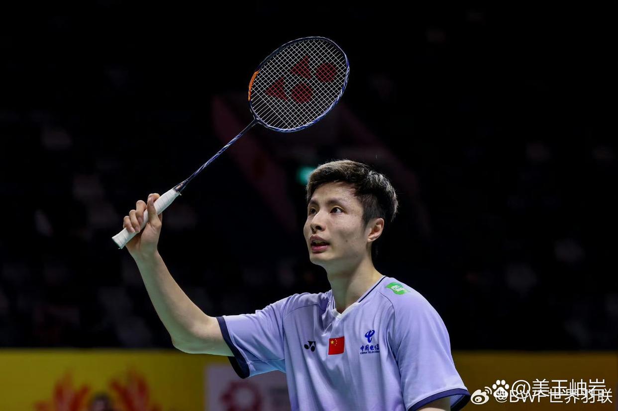 疑是一个巨 疑是一个巨