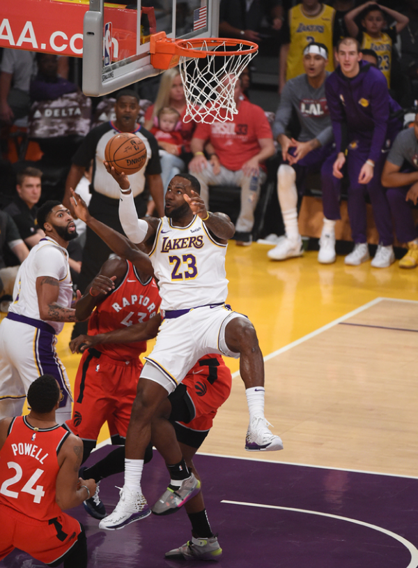 赛季中段的 赛季中段的